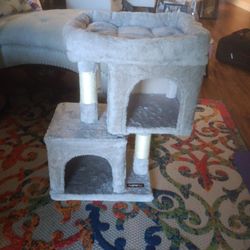 Cat Condo Pethouse By Feandrea $35 OBO 