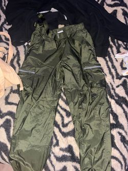 100$ OR BEST OFFER NIKE TECH woven lined cargo pants olive green