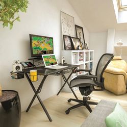 Gaming desk black carbon fiber laminate