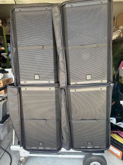 RCF ART 935A 2100 Watts Active Speakers with Covers