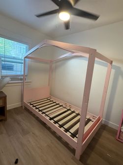 Twin size girls pink house bed frame