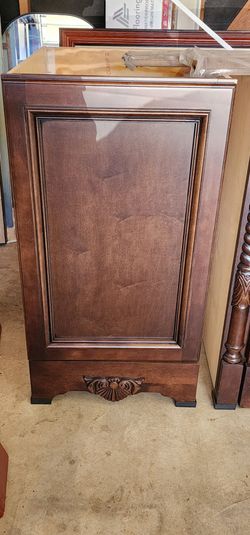 18" Cabinet  ordered from lowes great quality