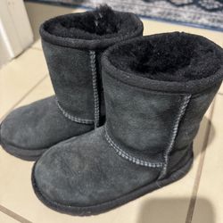 Kids’ UGG Boots 