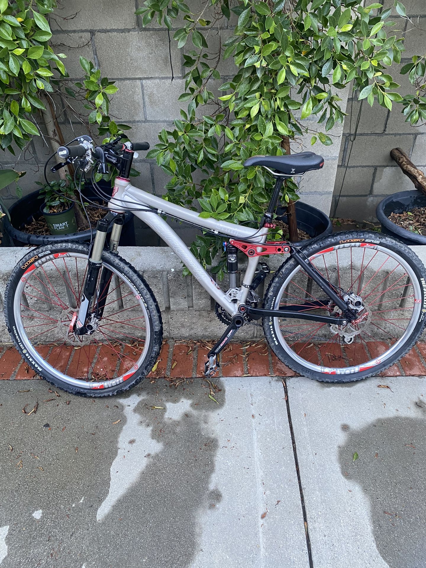 Mountain Bike Ellsworth Small 26er