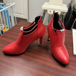 Red Heels  Size 5