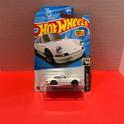 Hot Wheels Porsche 911 Carrera RS 2.7