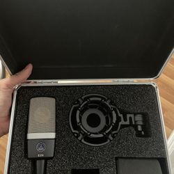 AKG C14