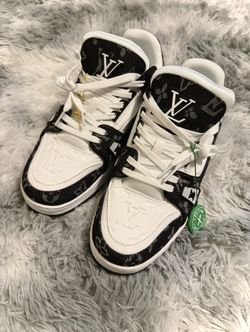LOUIS VUITTON TRAINERS SHOES SIZE 10 MEN 