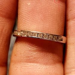Womans Beautiful White Gold Diamond Ring