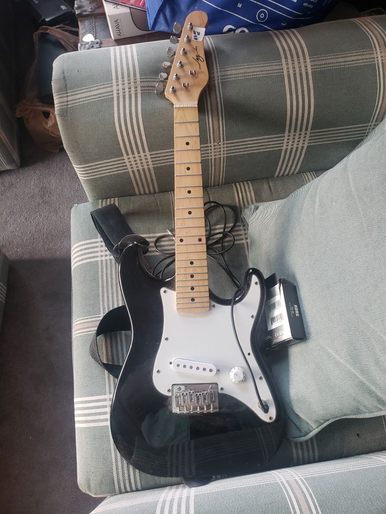 Small Stratocaster Electric Guitar