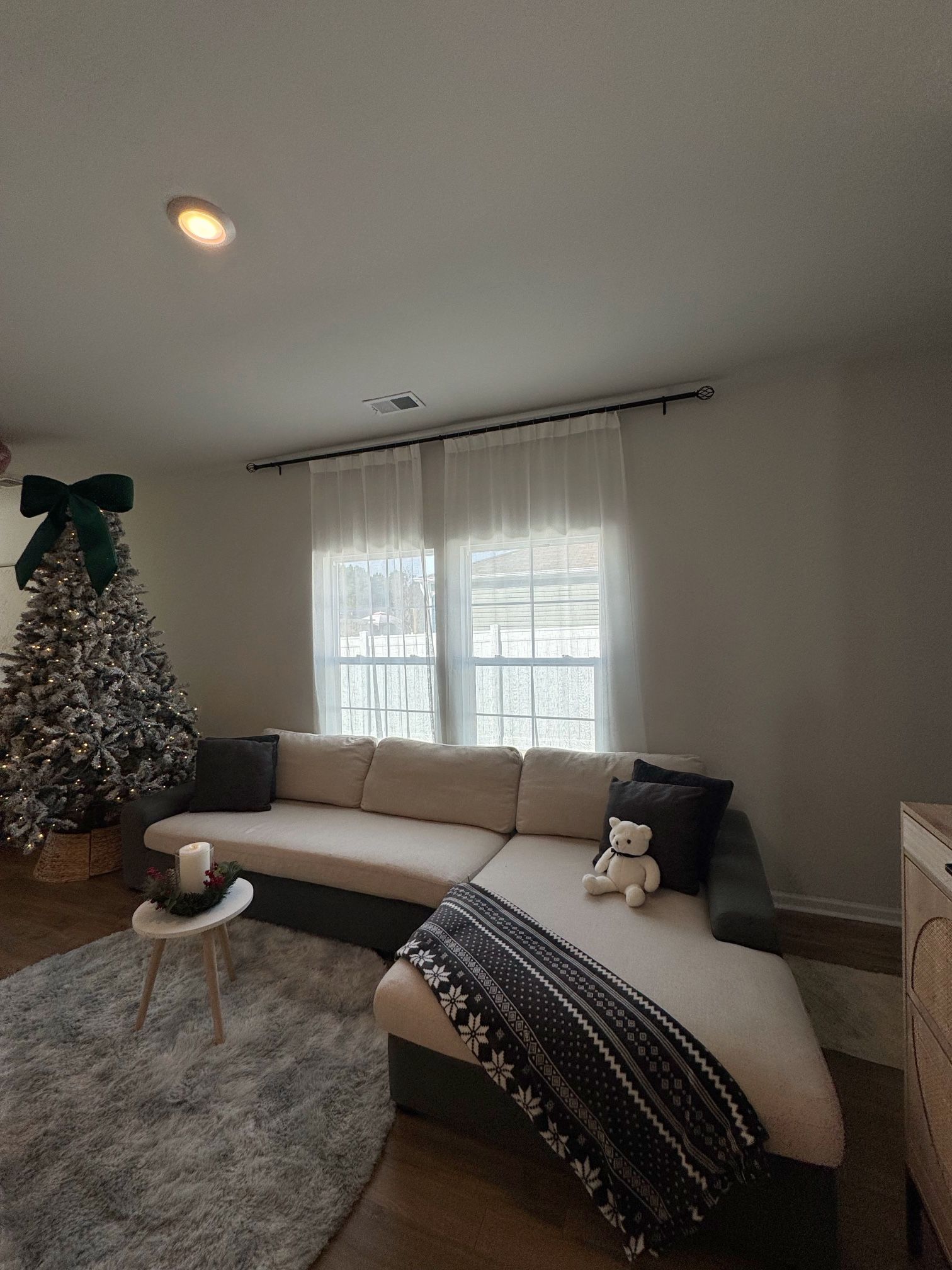 2 Piece Large Sectionak Couch