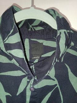 H&M Floral Shirt 👕