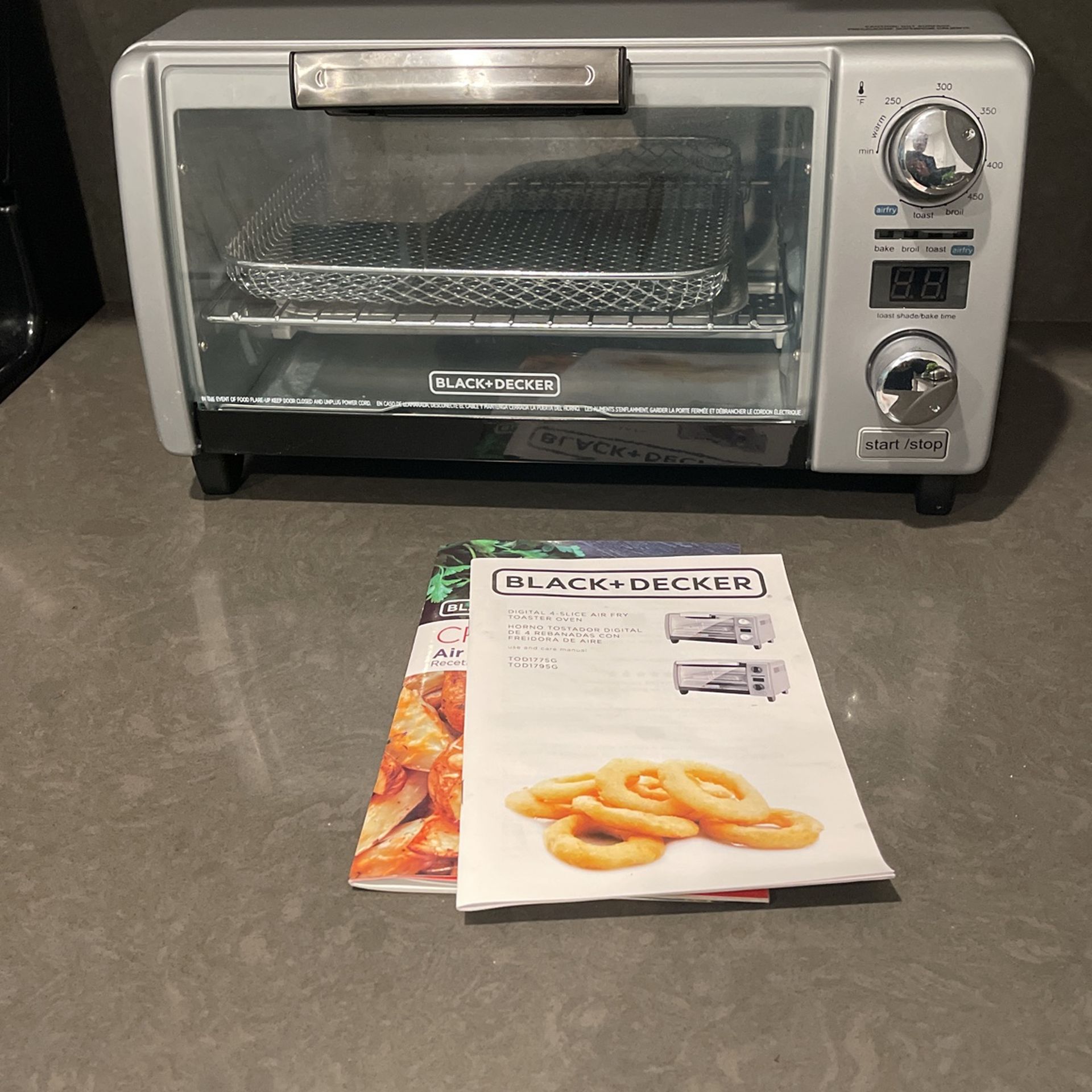 Crisp 'N Bake™ Air Fry Digital 4-Slice Toaster Oven
