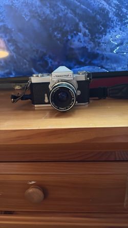 Nikkormat Camera