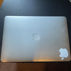 MacBook Air 8GB