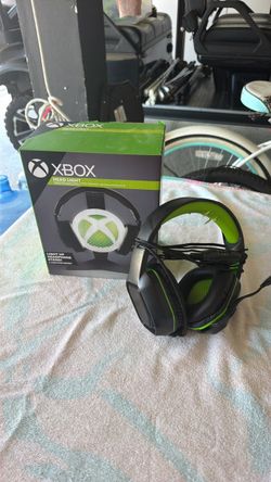 Xbox Head Light Headphone Stand