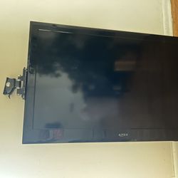 Apex 40 Inch TV 