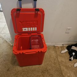 Clearance $450 Big Yeti Cooler With Wheels