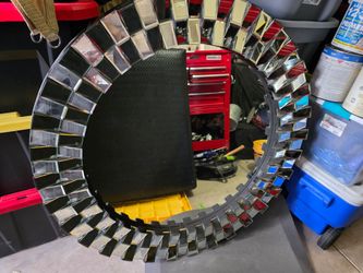 Round Wall Mirror with Beveled Glass Tile Frame