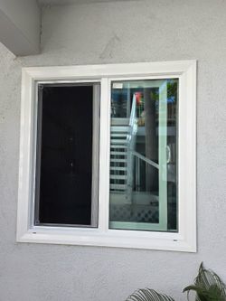 Ventanas y Puertas De Vinyl