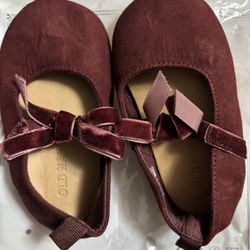 12-18mos Old Navy Sandles