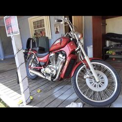1998 Suzuki Intruder 800