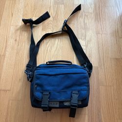 Blue utility shoulder/camera messenger bag