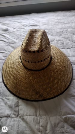 Sun Hat. $6 O.B.O /Sombrero O.Mejor.oferta