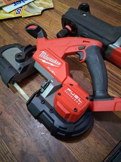Brand New!!Milwaukee Fuel Bandsaw (fullsize)