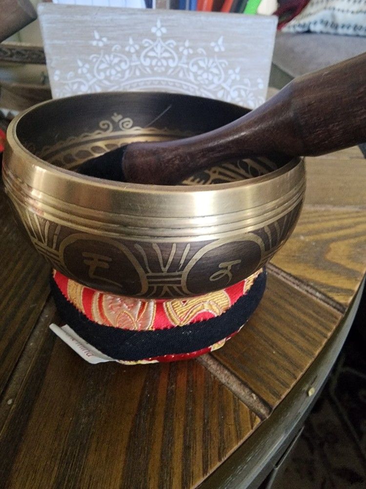 Singing Bowls 4" With Pillow & MALLET $20 each