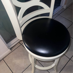 bar stool