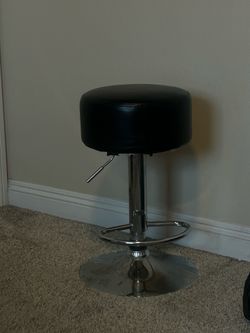Black Adjustable Bar Stool – Modern Chrome Base