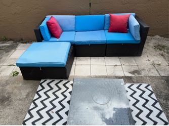 Outdoor Furniture Set