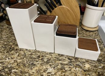 Kitchen Utensil Storage