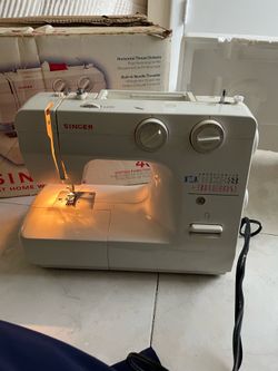 2004 singer sewing machine