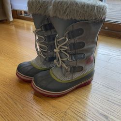 Girls Sorel Boots Size 1