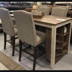 Brand New ✨ 5 Piece Dining Set / Dining Room- Kitchen ✨