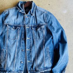 Aeropostale Blue Jeans jacket ( Size L ) . Vintage . 