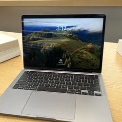 MacBook Pro 13" (2020) - i7 / 32GB / NEW Screen & Battery / AppleCare+