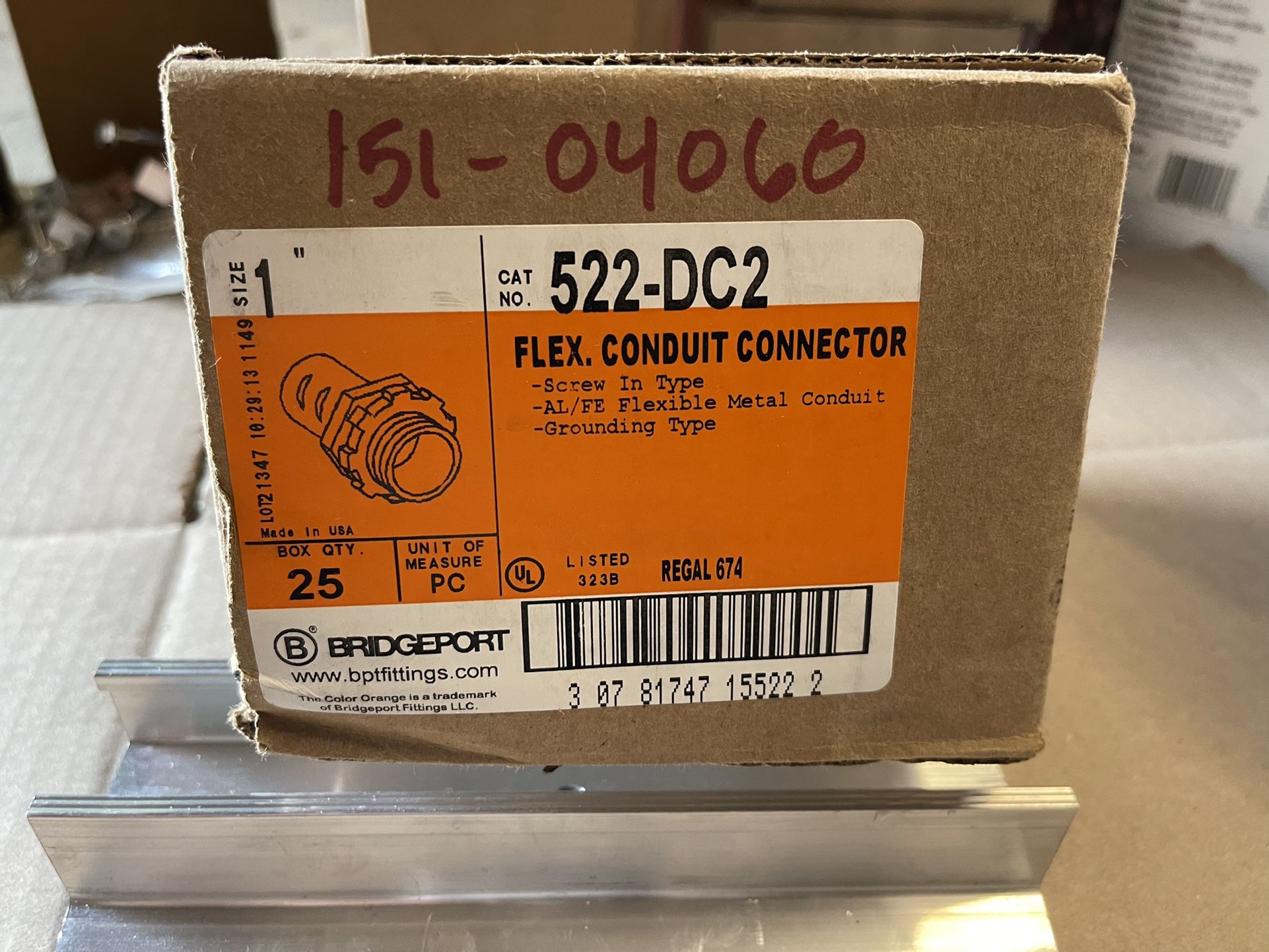 BRIDGEPORT 522-DC2 FLEX CONDUIT CONNECTOR 1"
