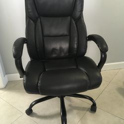 Black Office Chair 