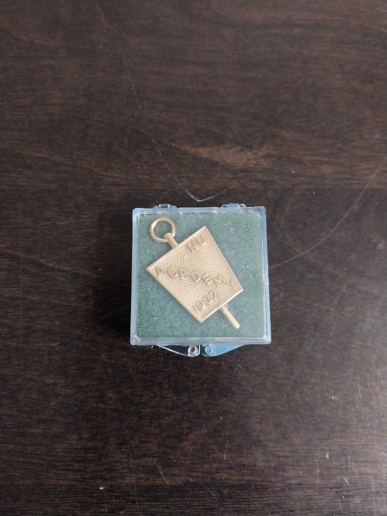 NU Acedamy 1937  Pin In Box (10Kt.)Name +1968 Engraved On Back