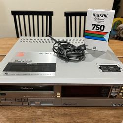 Sony Hi-Fi Betamax VCR Stereo Video Cassette Recorder Player SL-2710 - Read Desc