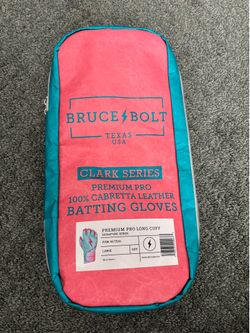 Max Clark Bruce Bolts size L