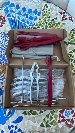 seafood cracking and picking tools