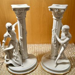 Pair Romeo and Juliet Franklin Mint Candlesticks -White -Gold Trim 1986-Pristine