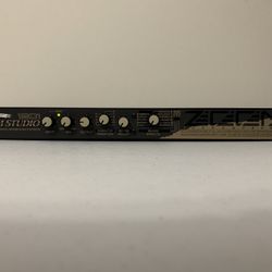 Zoom Studio 1201 Digital reverb and multi effects