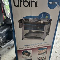 Urbini Nesti 4-in-1 Play Yard