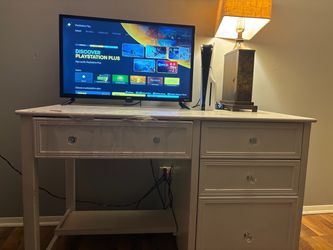 Desk - vanity