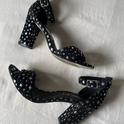 Silver Stars Black Sandals New Size 7.5
